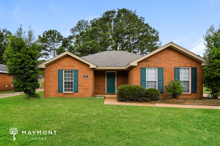 975 Eastern Oaks Drive – photo 1