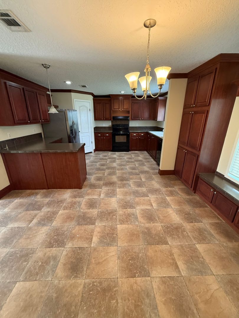 4 bed/2 bath mobile home – photo 4