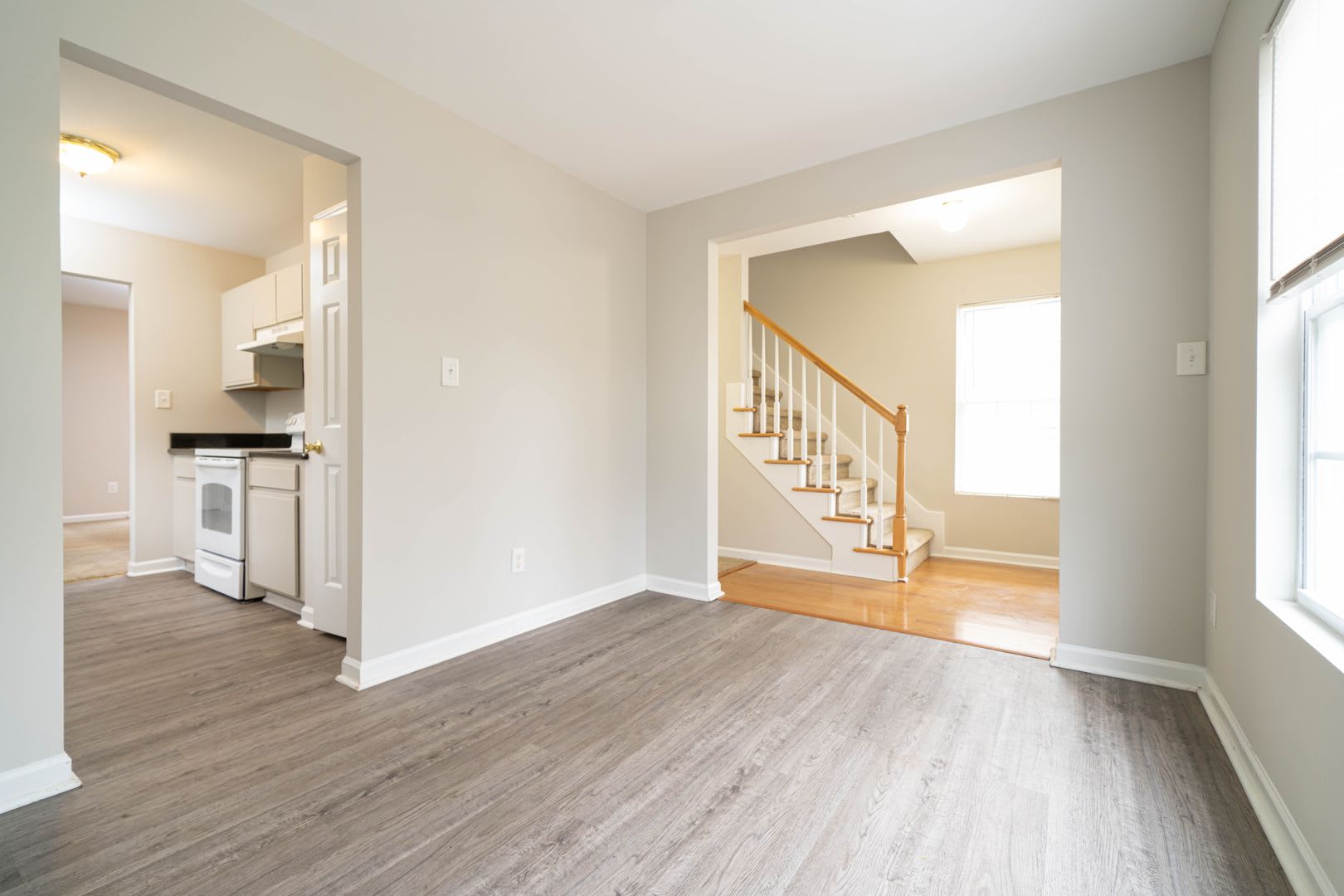 3 Bedroom 2 1/2 Bathroom Home in The Heart of Clayton! – photo 3
