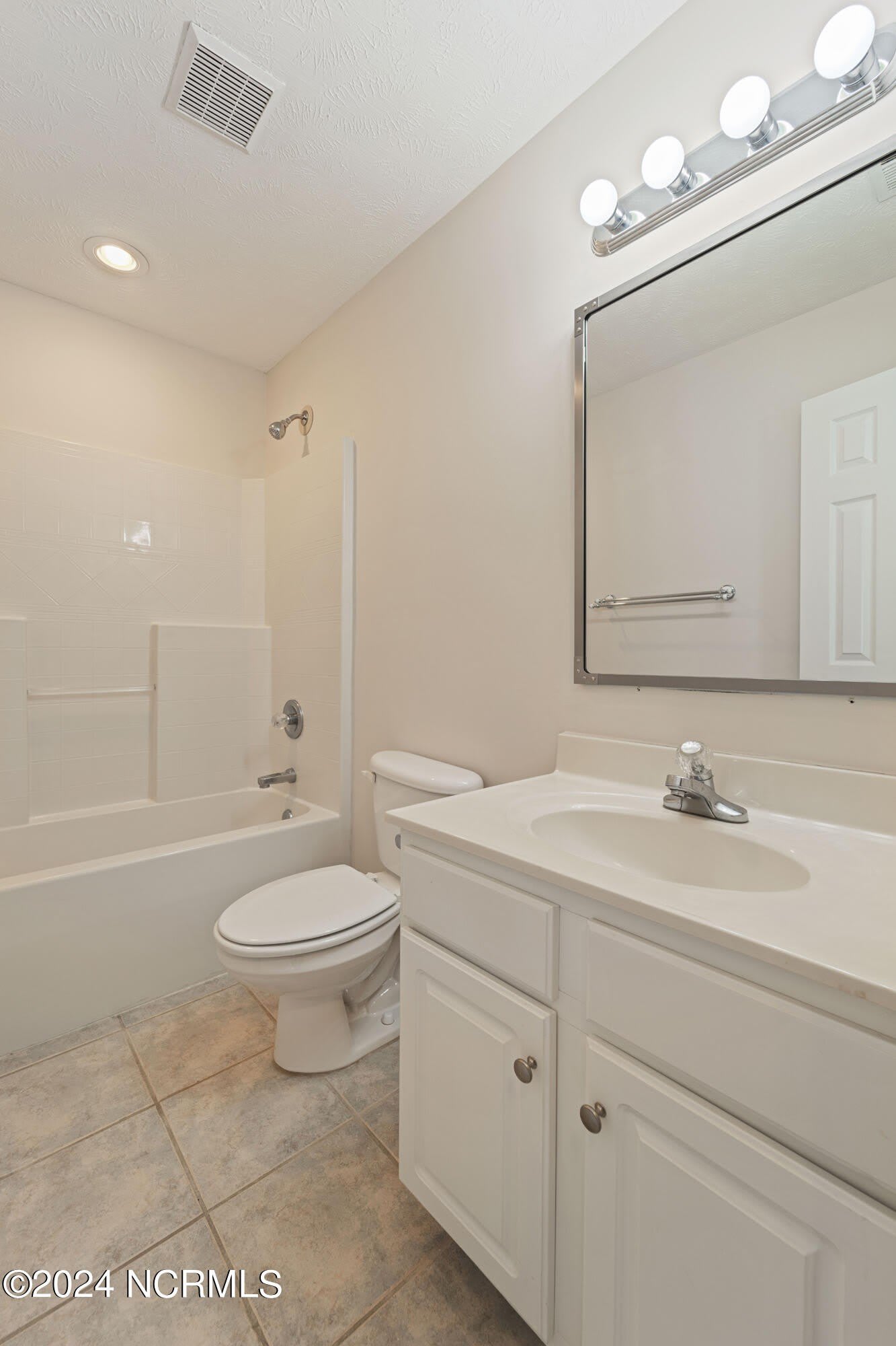 102 Mendover Drive – photo 3