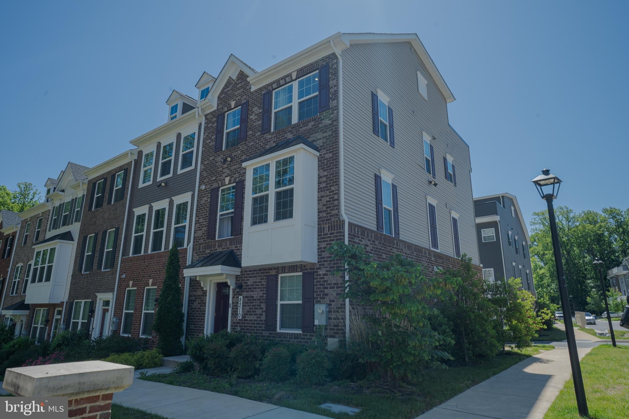 8210 GOLDSTONE Court – photo 2