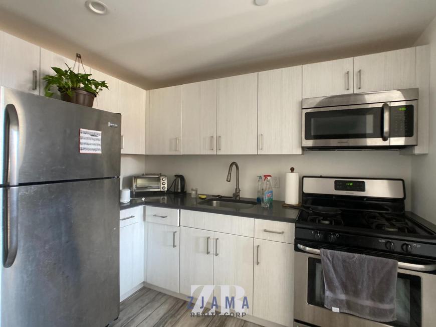 106 Remsen Avenue – photo 1