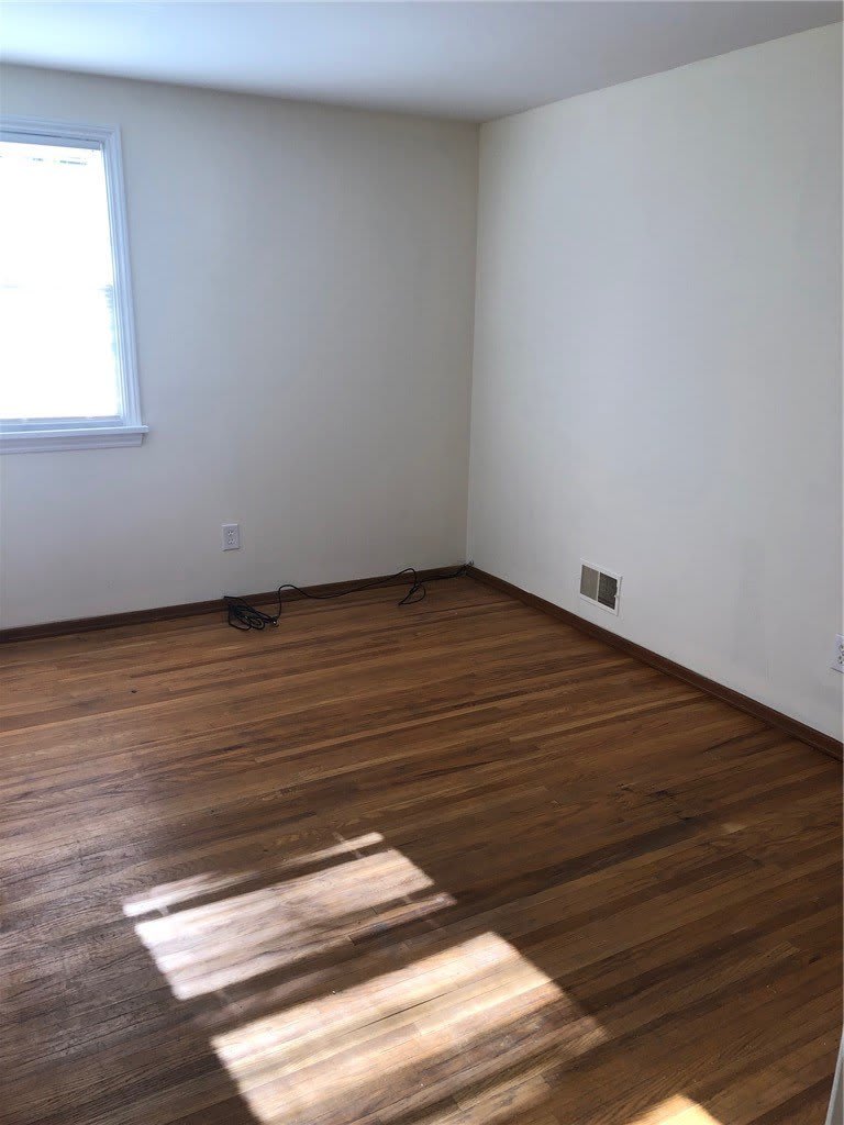 214 E Spruce Street – photo 4