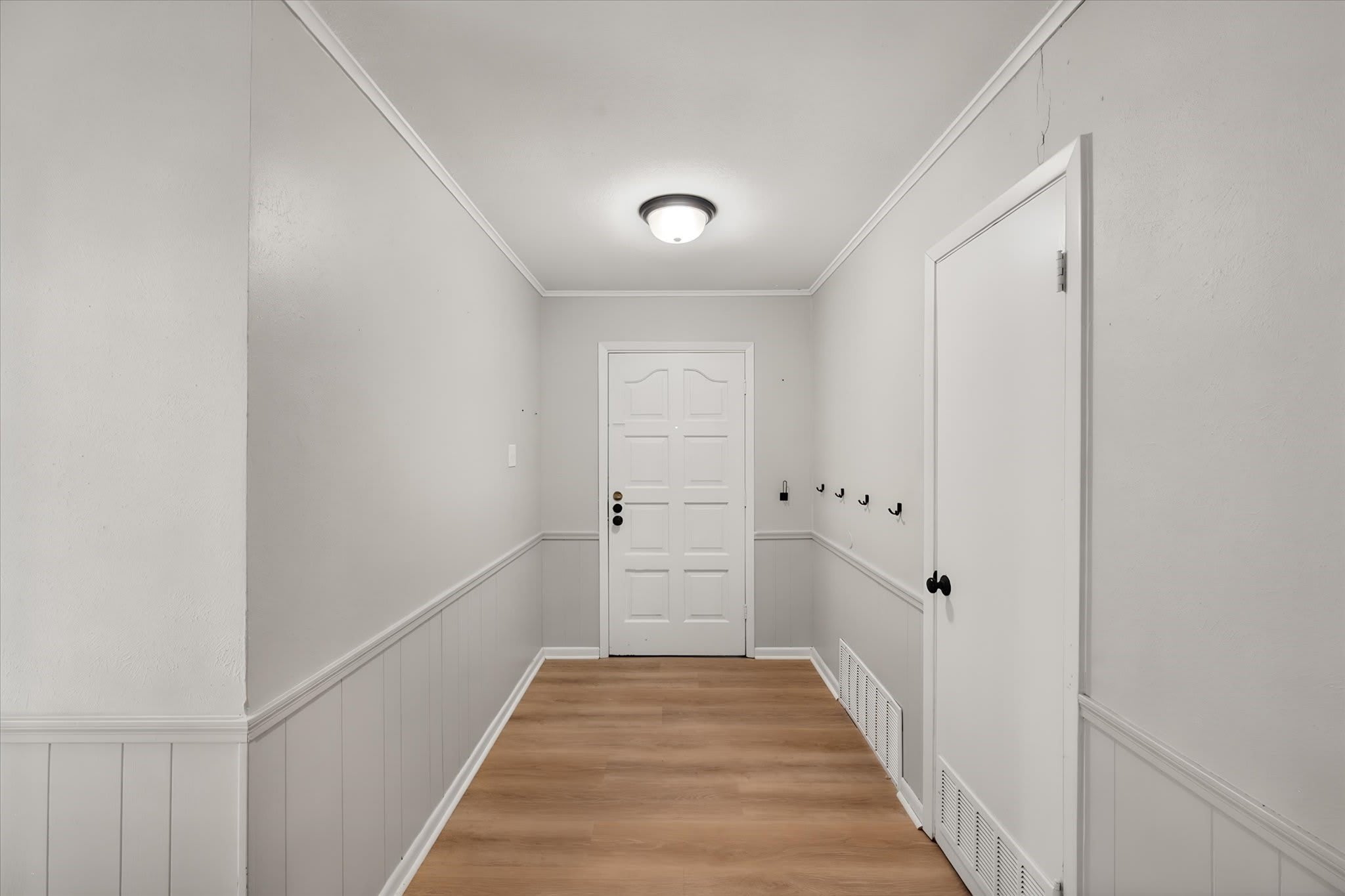 2604 Fairmont Circle – photo 2