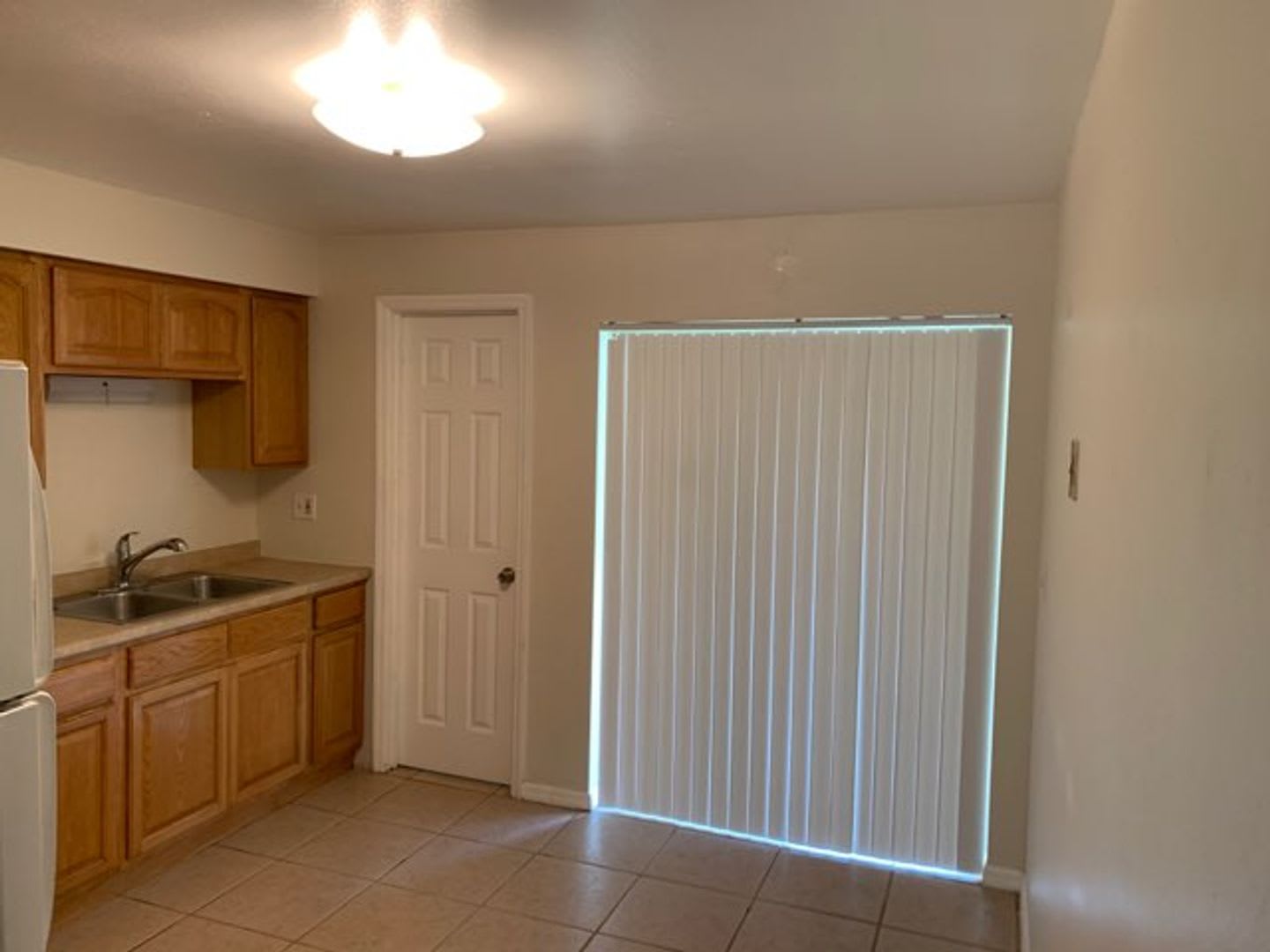412 Country Lane Dr – photo 5
