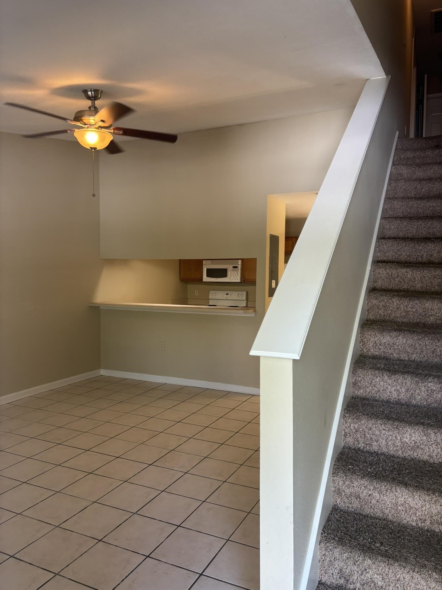 2740 W Tharpe Street – photo 2