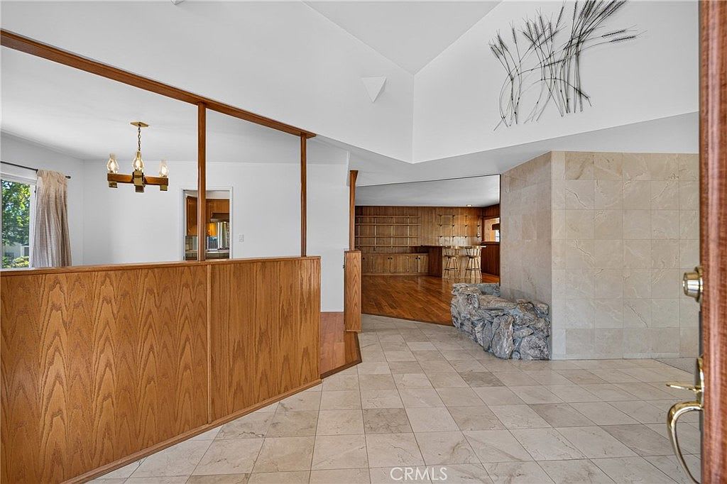 10401 Wystone Ave – photo 2