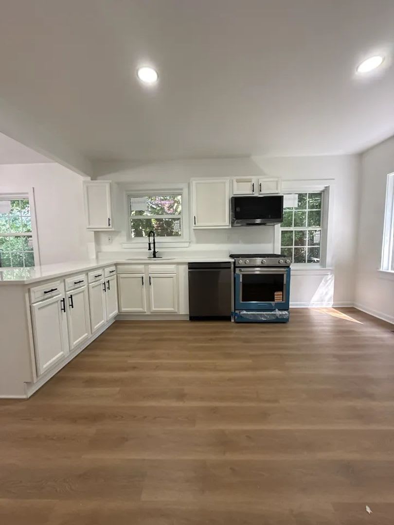 Charming 3 Beds 2 Bath In Atlanta – photo 5