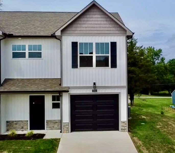 7302 Bonnie Marie Way – photo 1
