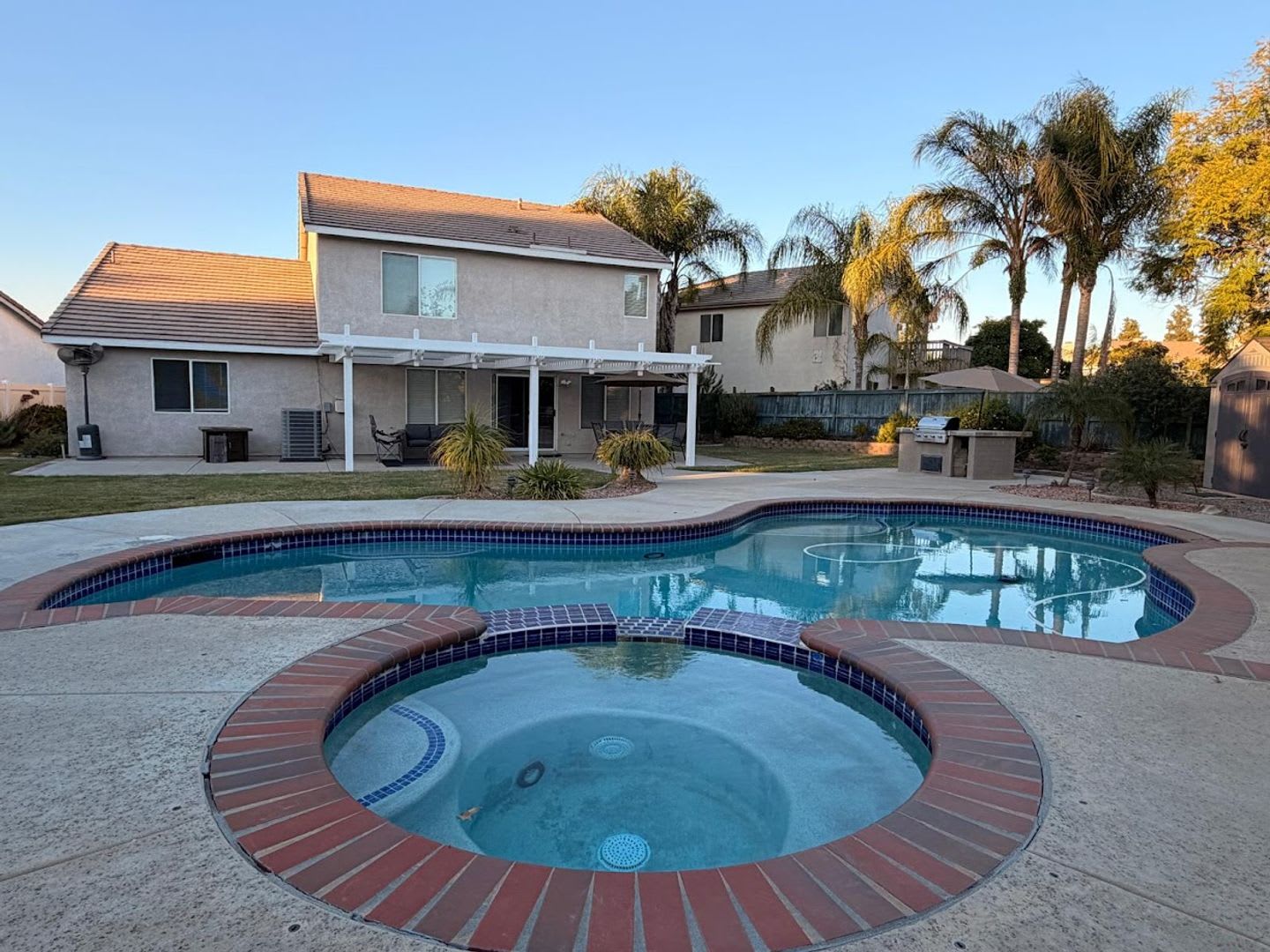 Mid Term Rental Beautiful 4 Bedroom Pool Home In South Temecula – photo 2