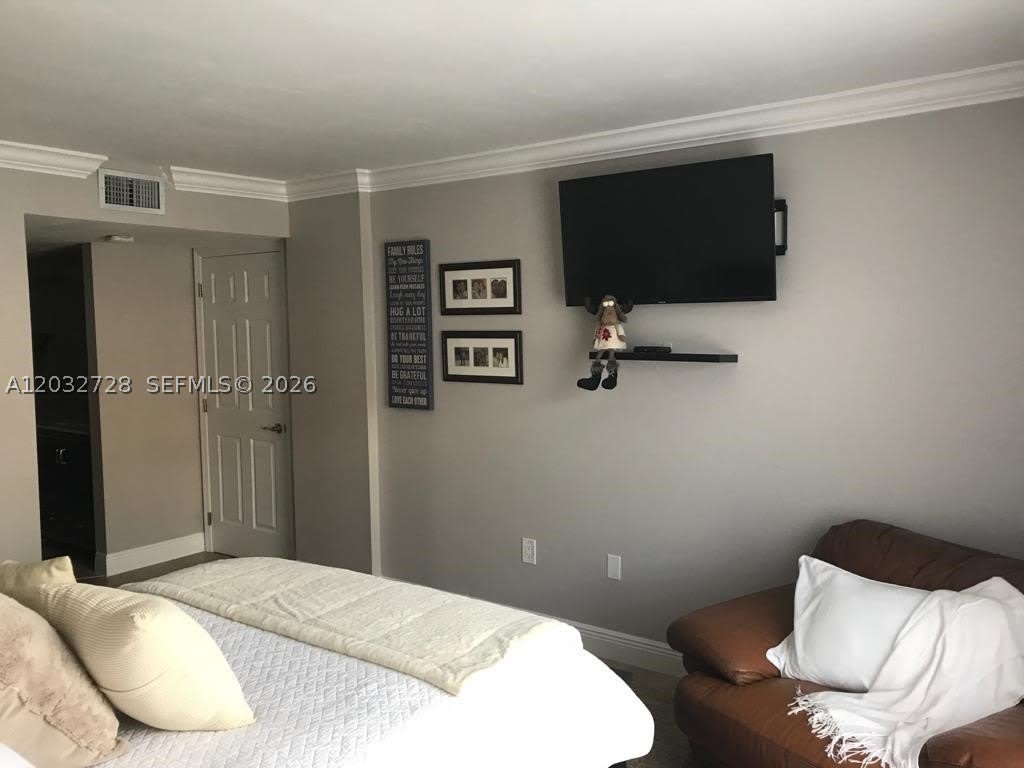 1300 SW 122nd Ave – photo 5