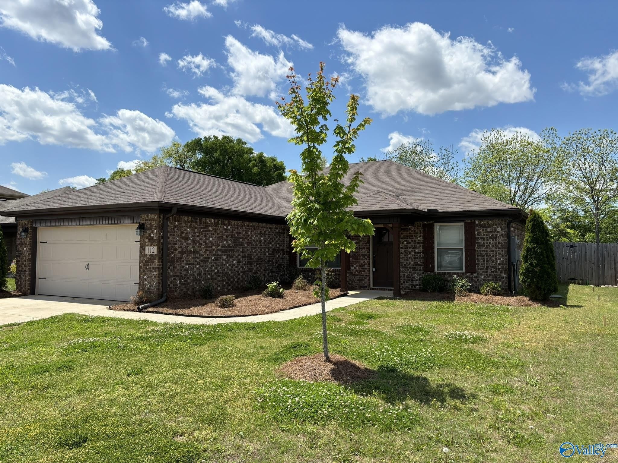 112 Beaver Brook Place – photo 1