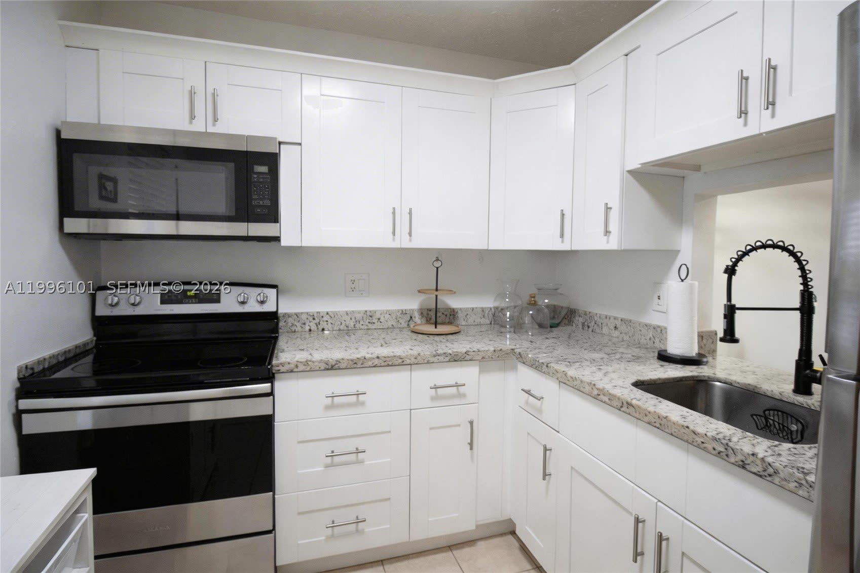 6020 NW 64th Ave – photo 4