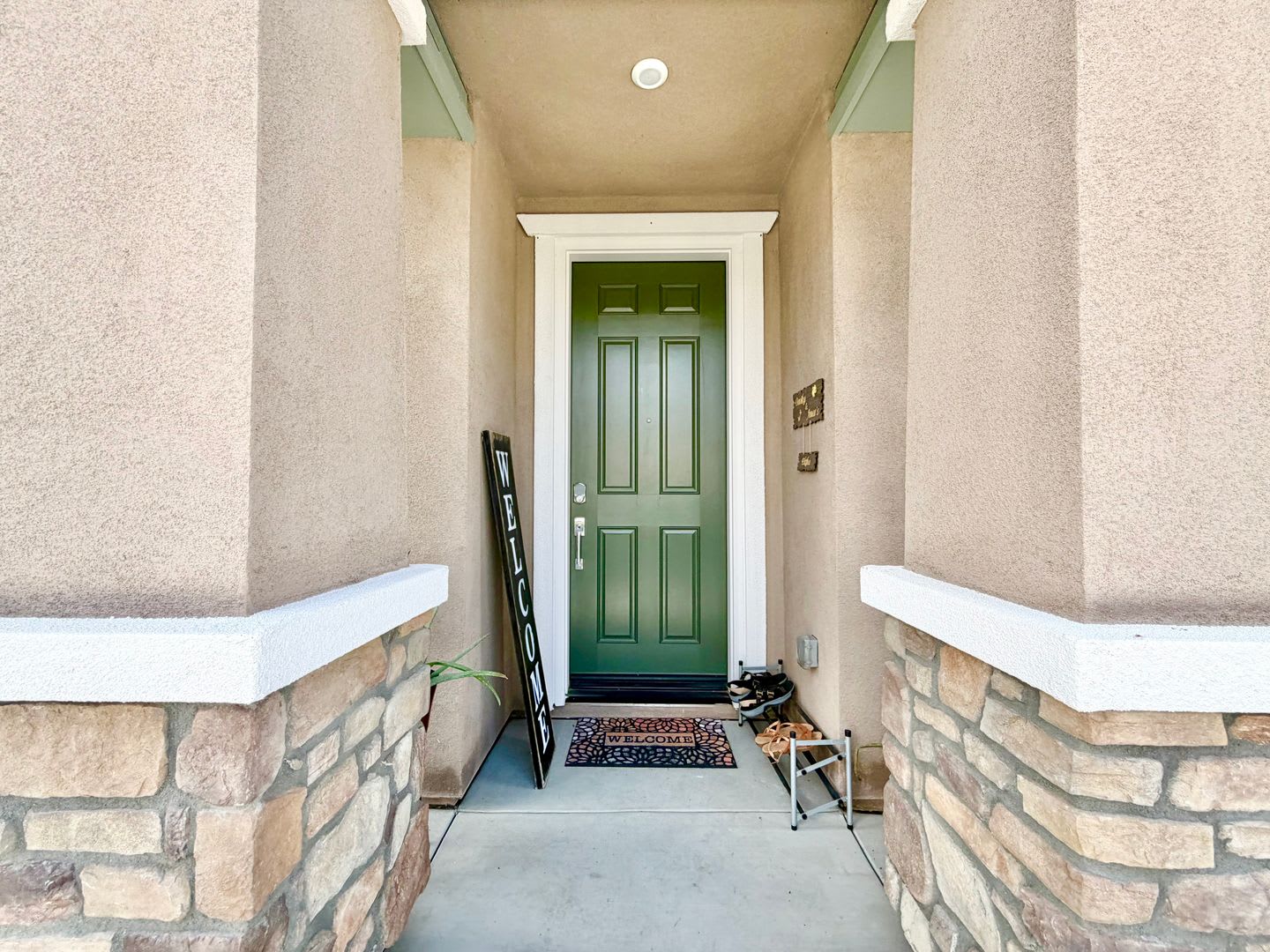 Ashland Springs 3 Bedroom Home with Solar and Community Dog Park & Tot Lot – photo 4