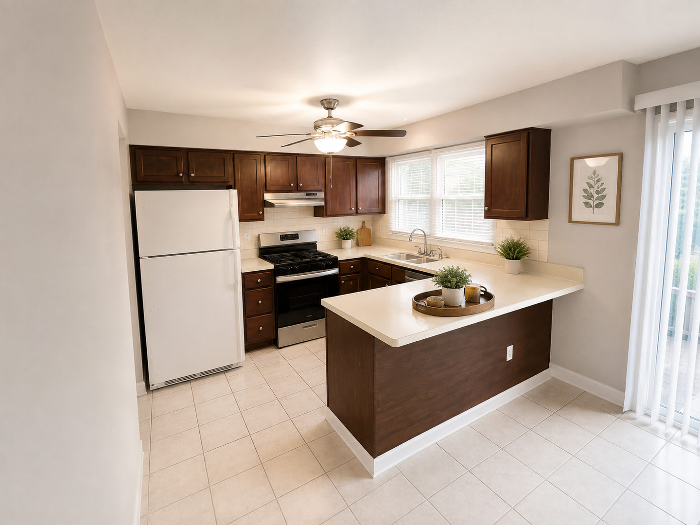 164 Woodlake Manor – photo 1