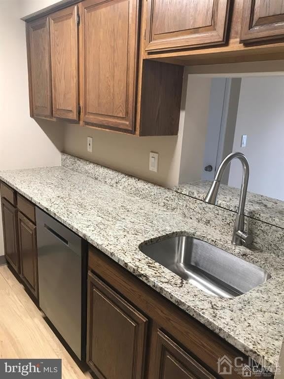 4811 RAVENS CREST Drive – photo 4