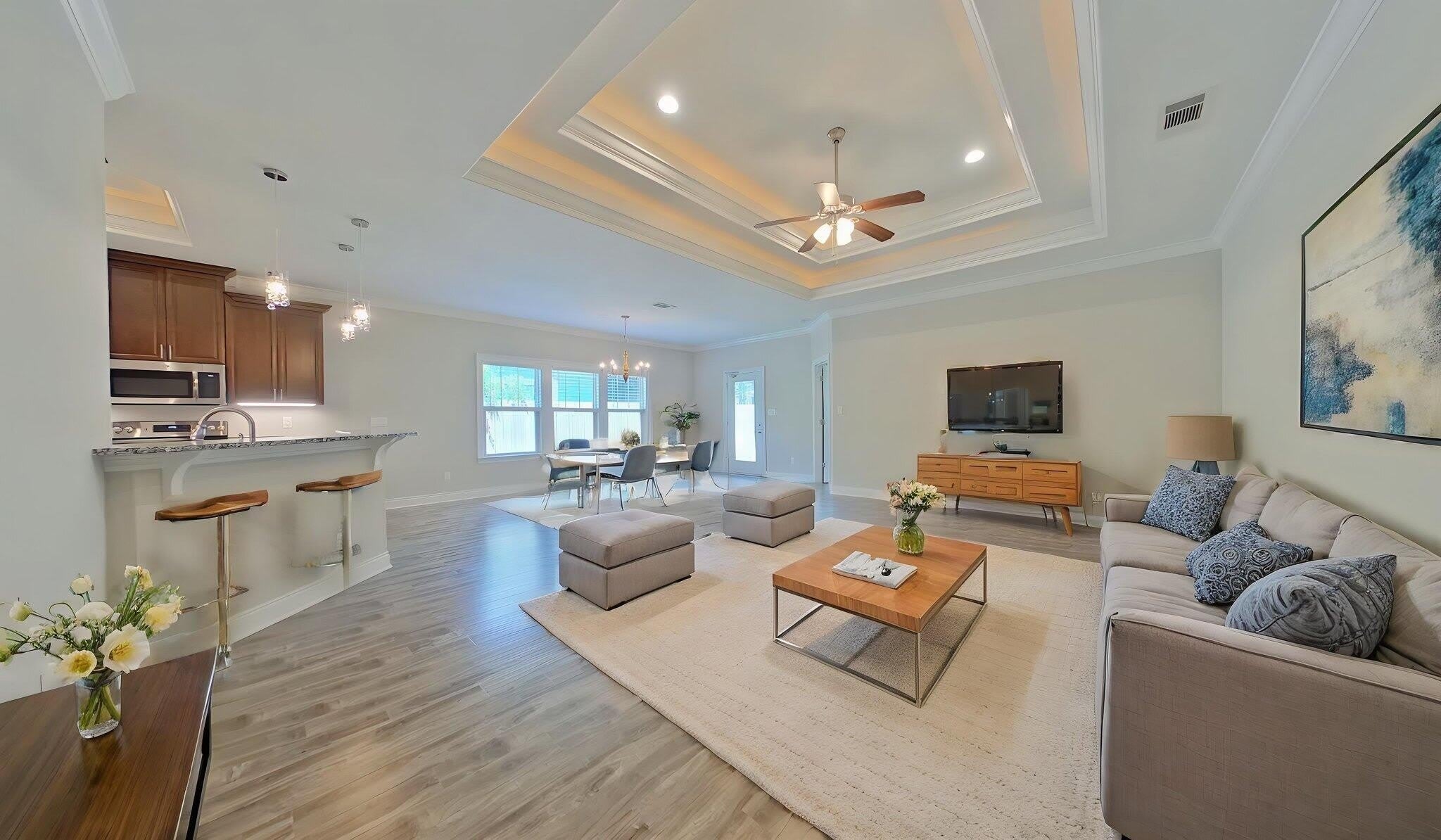8528 Carlos Street – photo 4