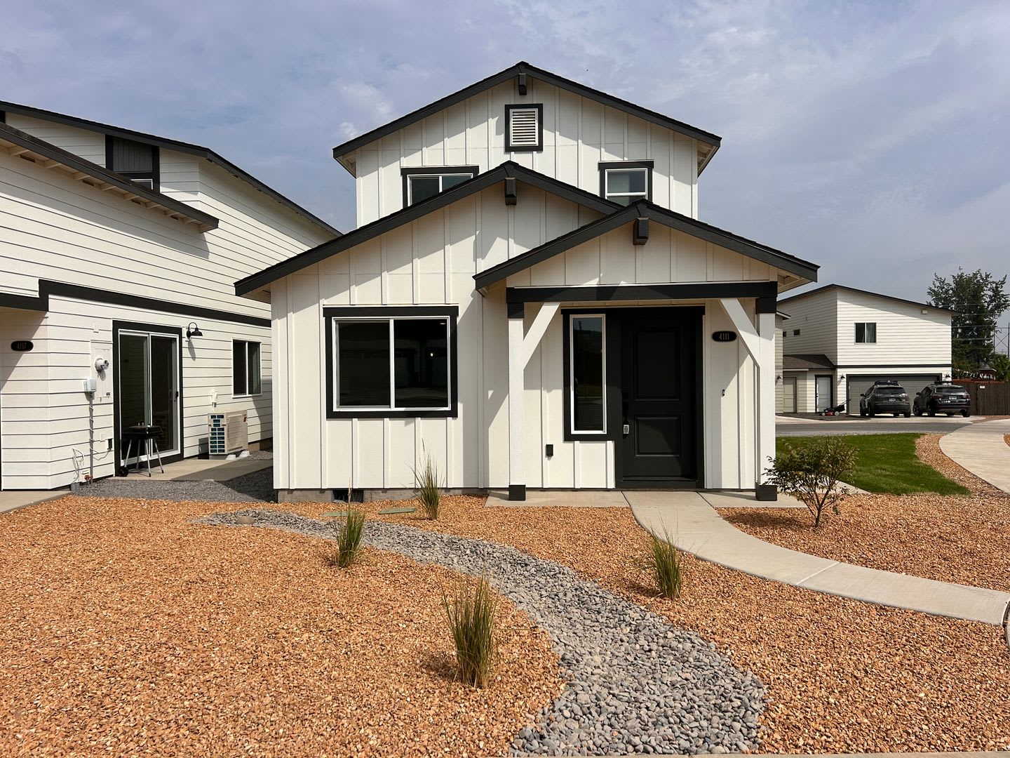 Brand New 3 Bed 2 5 Bath Home With Open Concept 2 Car Garage – photo 1