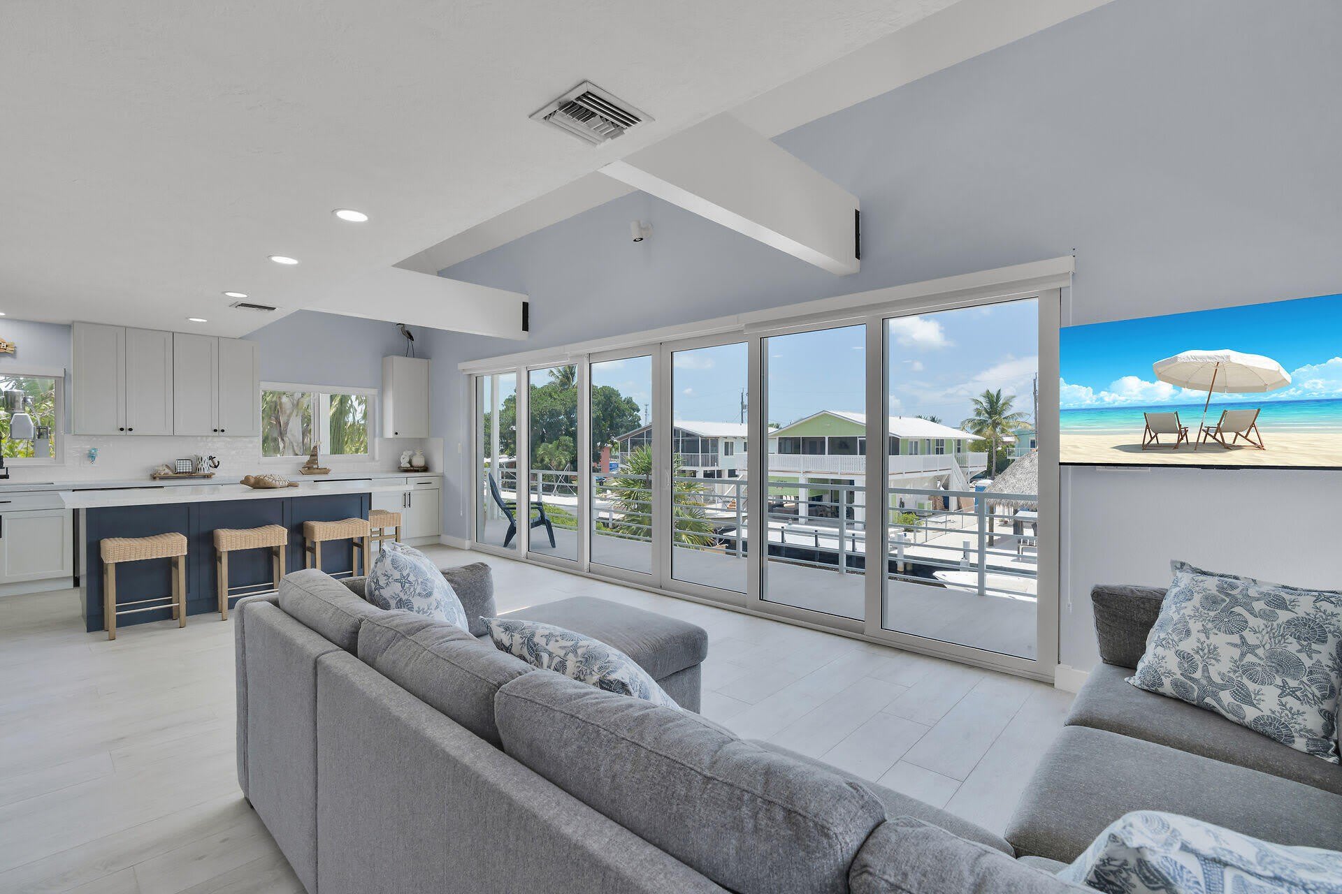 121 Long Key Lake Drive – photo 4