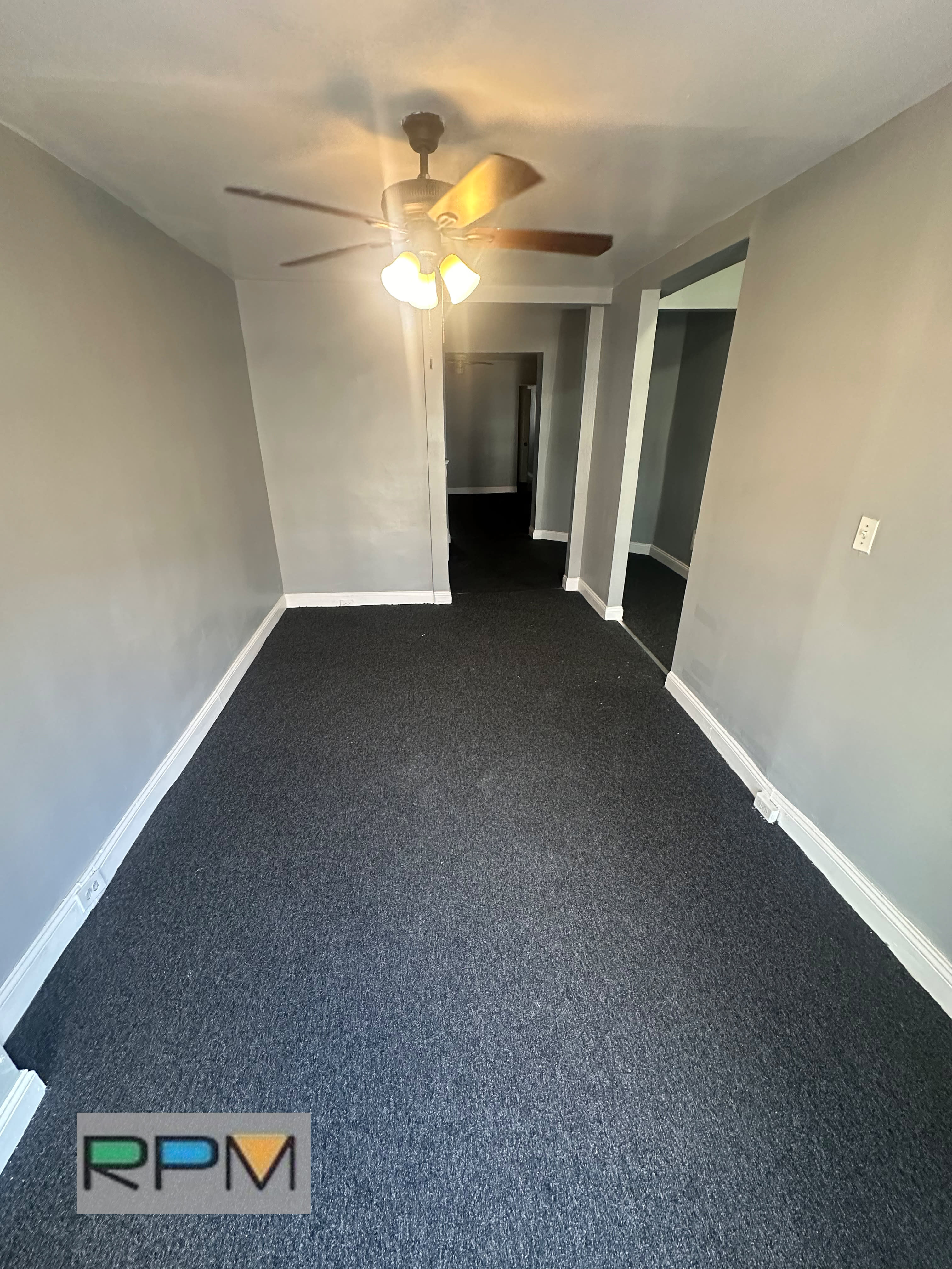 1917 N Fulton Ave – photo 1