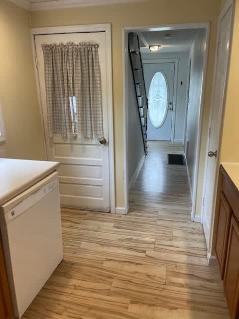 306 1/2 W Linden St – photo 4