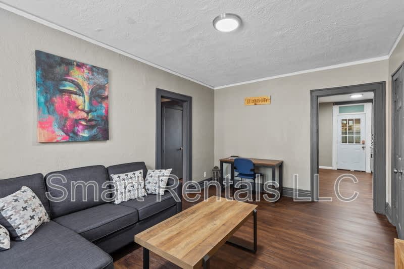 4308 Wallace Street – photo 3
