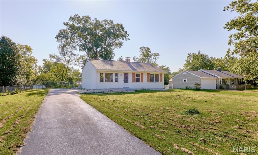 228 Newton Place – photo 4