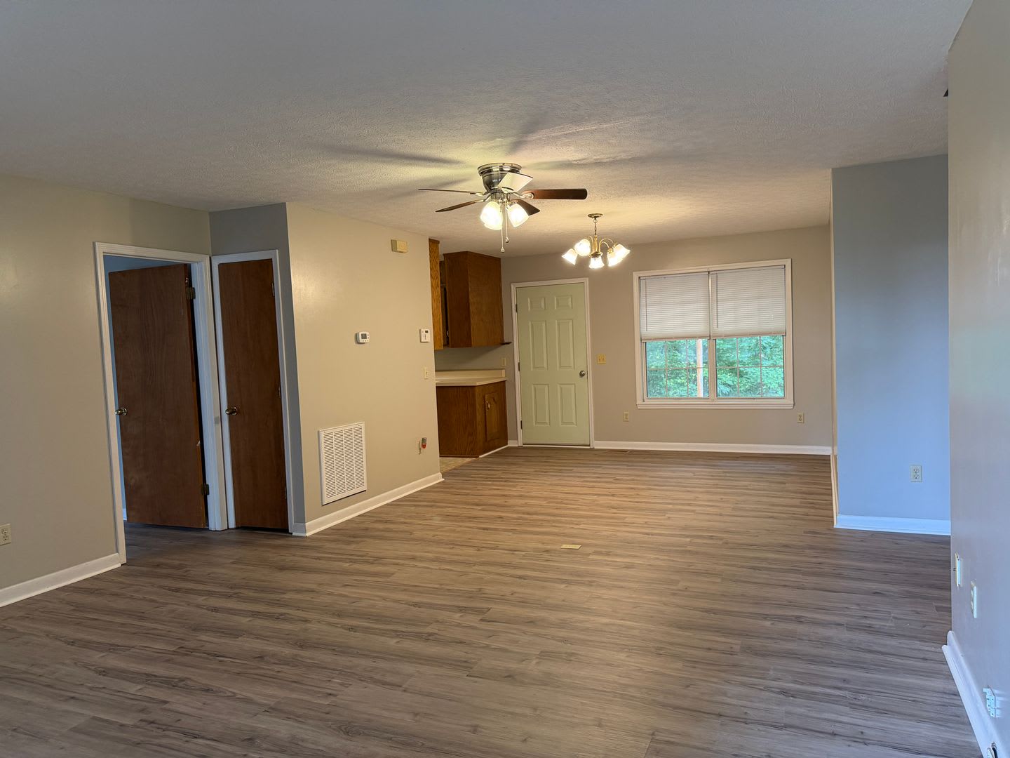 4084 Friendship Road – photo 5