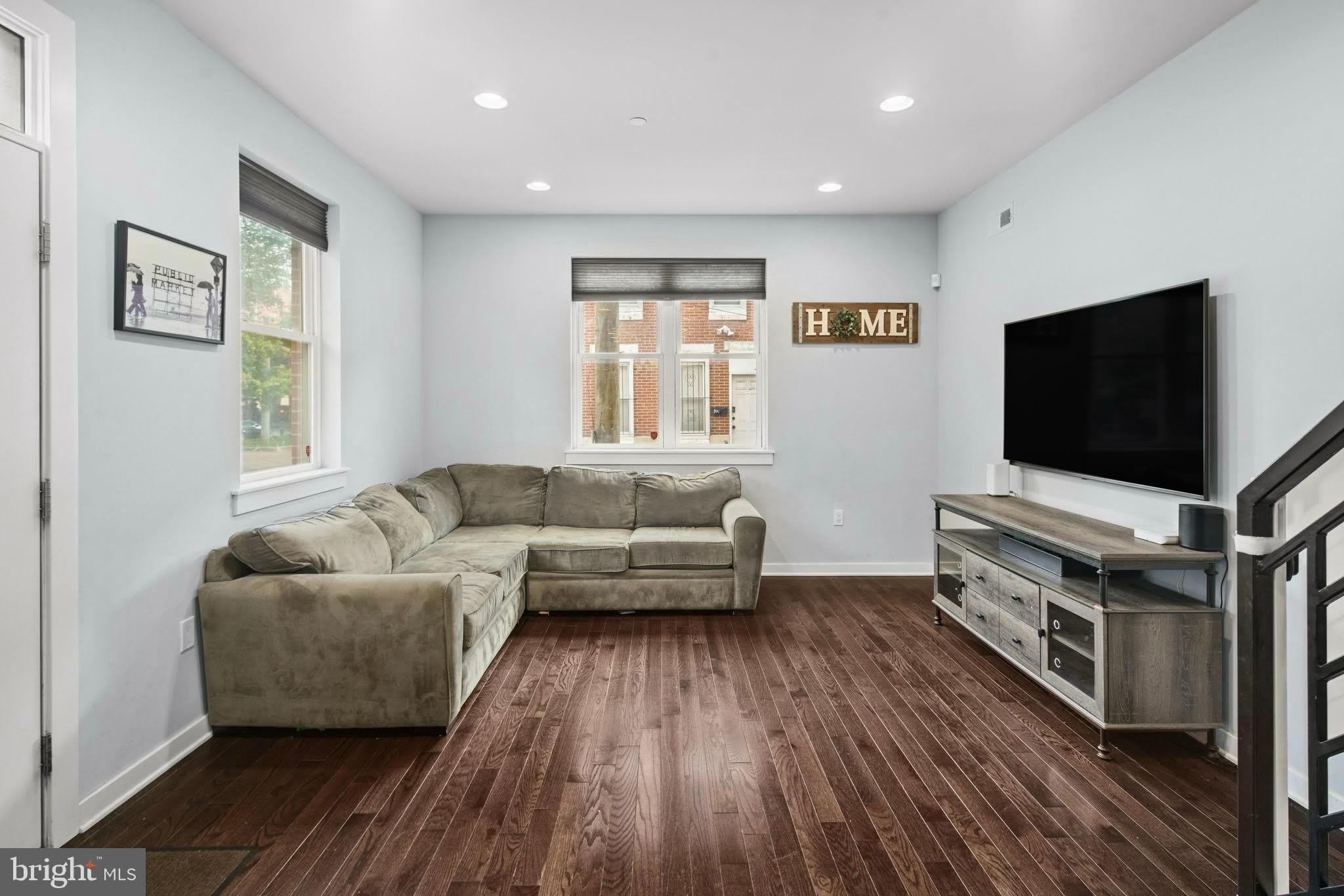 101 Mercy Street – photo 4