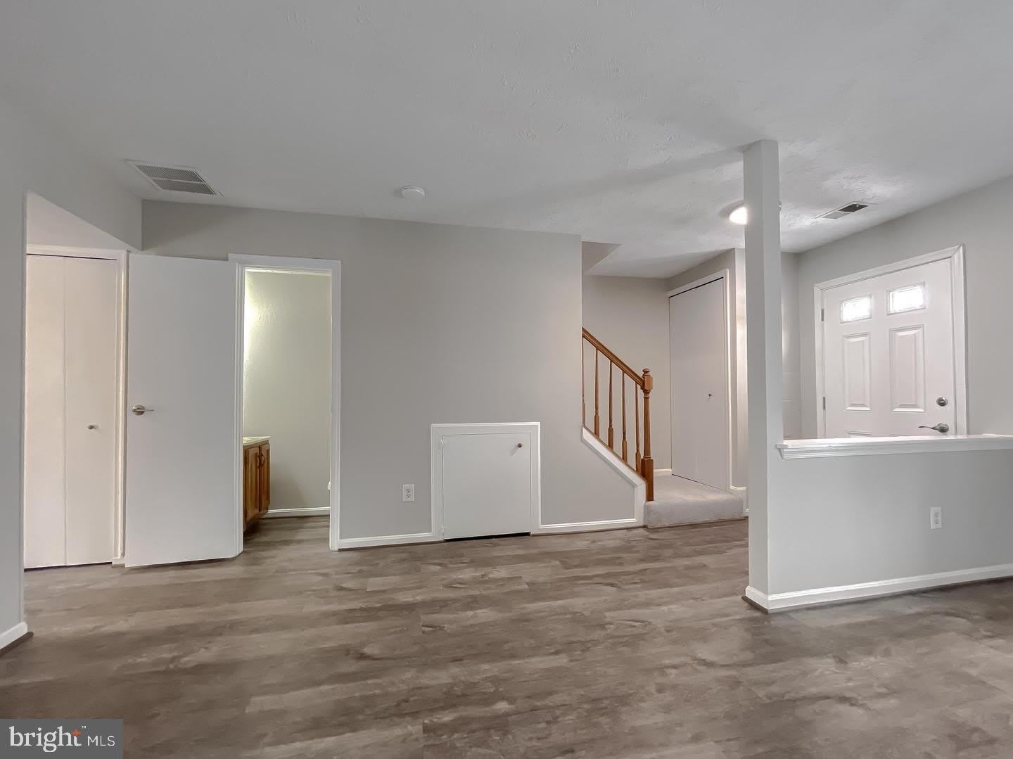 4232 DRAKE Court – photo 3