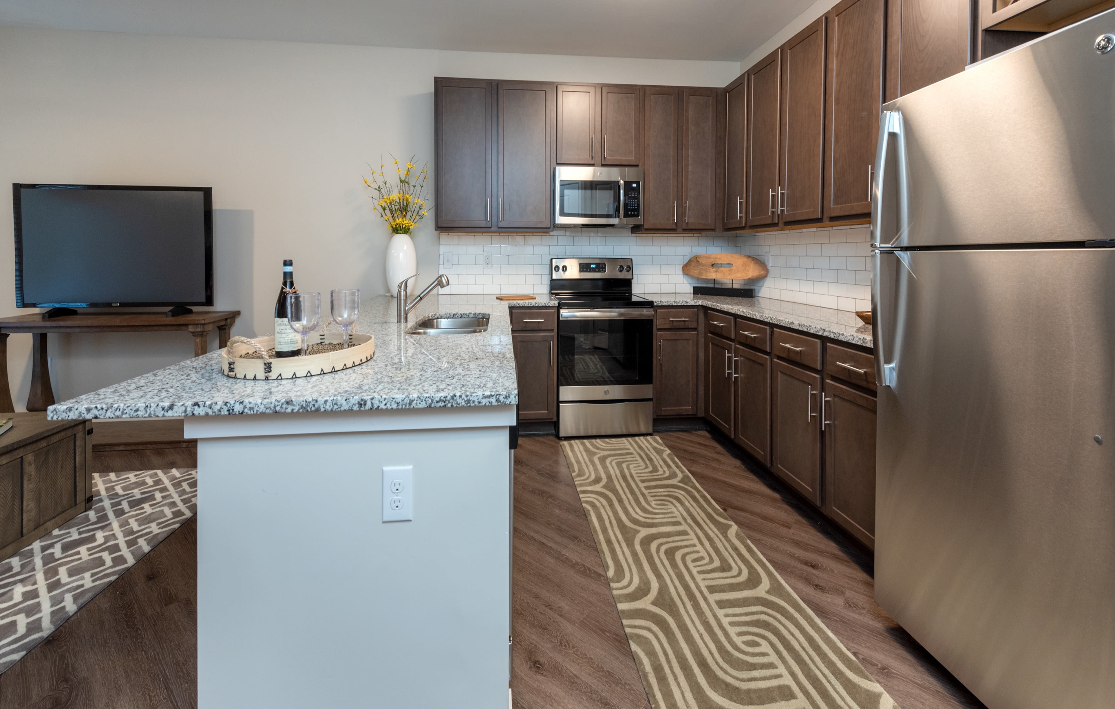 Legacy at Jones Farm Apartments – photo 5