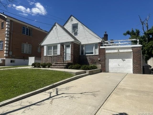 28-52 215th Place – photo 2