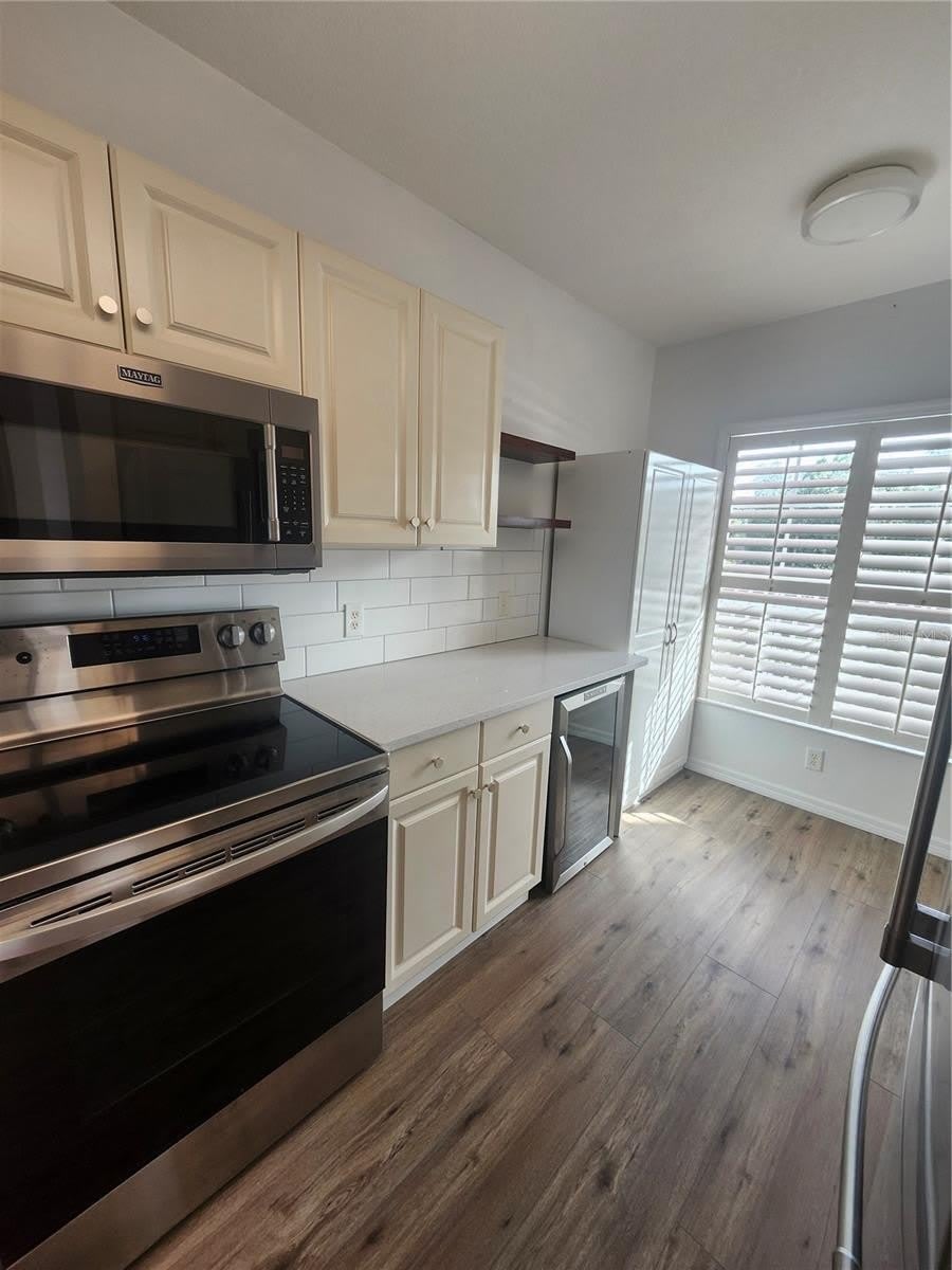2061 WILLOW HAMMOCK CIRCLE 202 – photo 5
