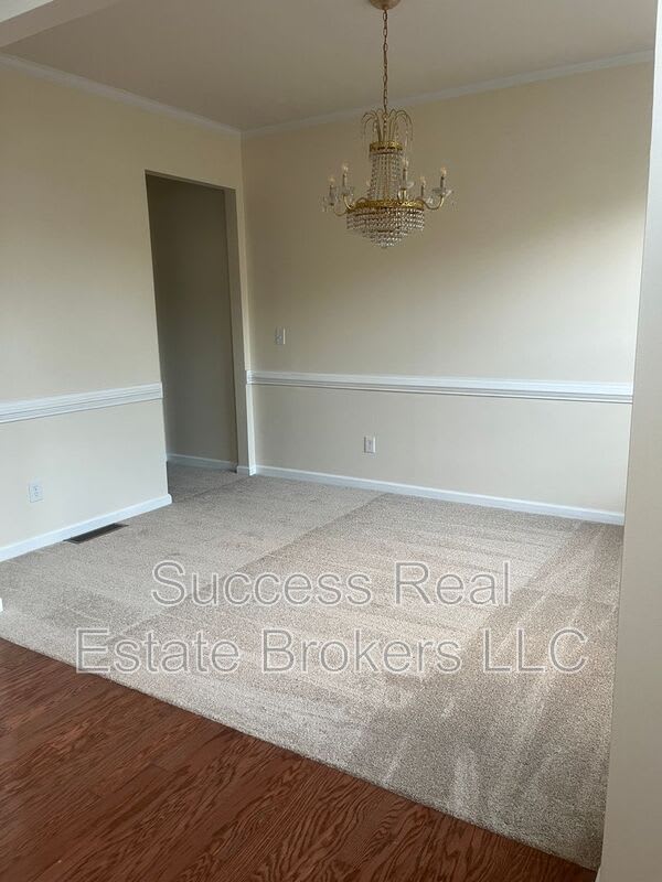 6074 Brookmere Lane SW – photo 2