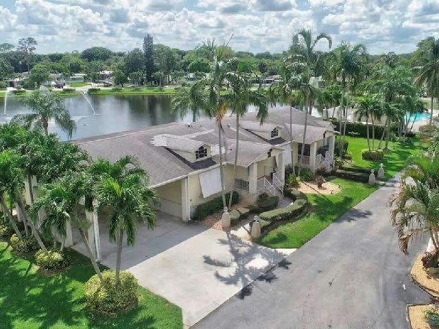 35 Ricks Dr – photo 1