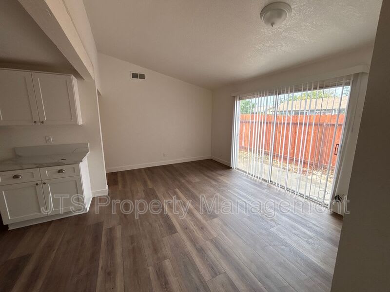 10441 El Mercado Dr – photo 3