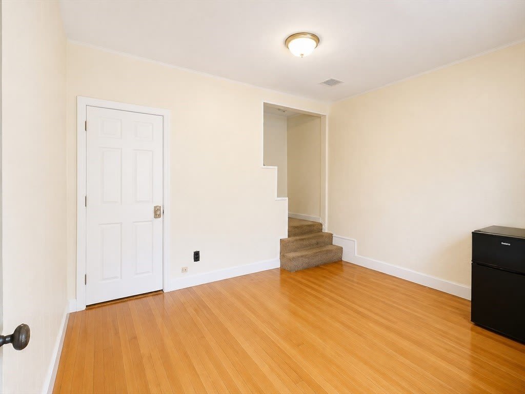 5 Parkdale Street – photo 2
