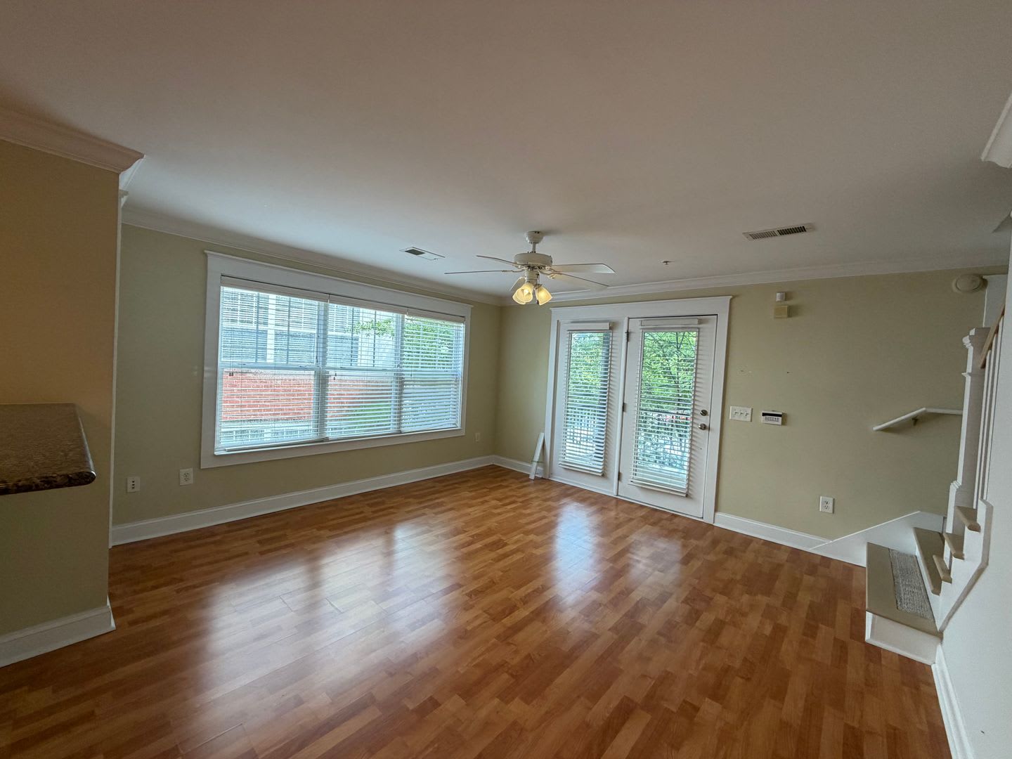 1615 Elmwood Court, #208 – photo 4