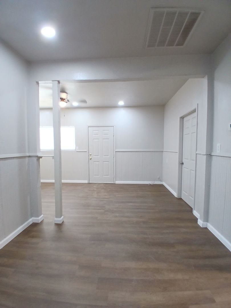 3-Bedroom, 2-Bath Home for Rent in Brawley – photo 4
