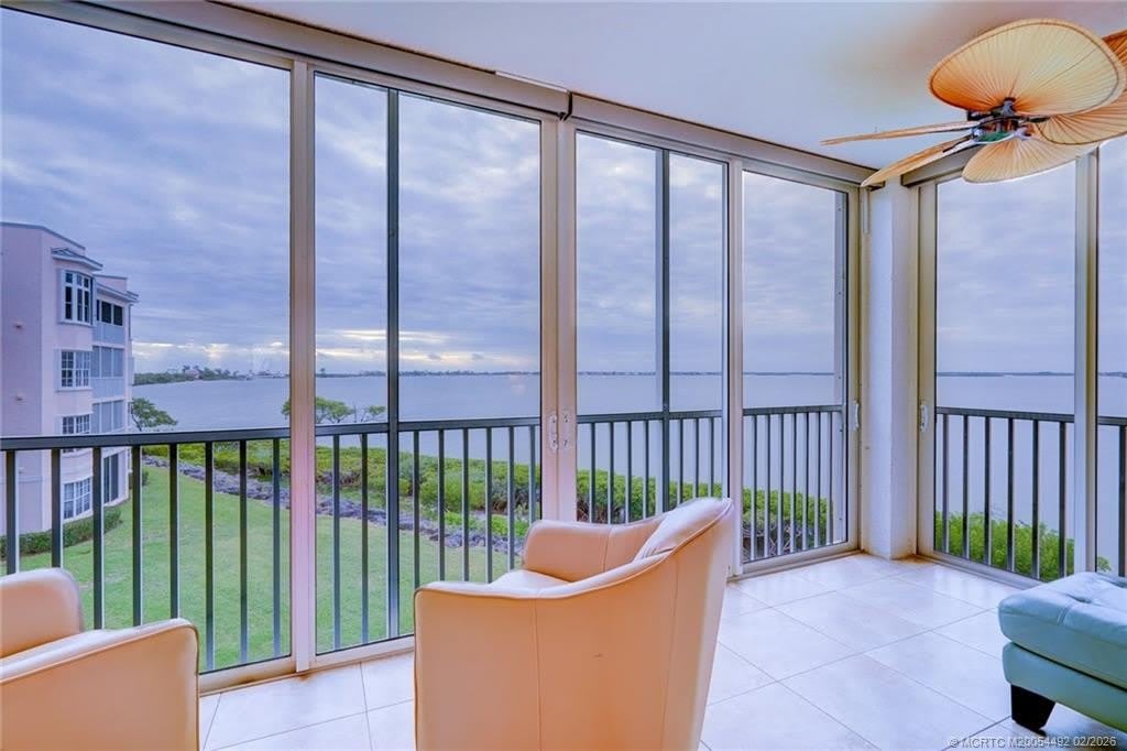 5750 NE Island Cove Way – photo 2