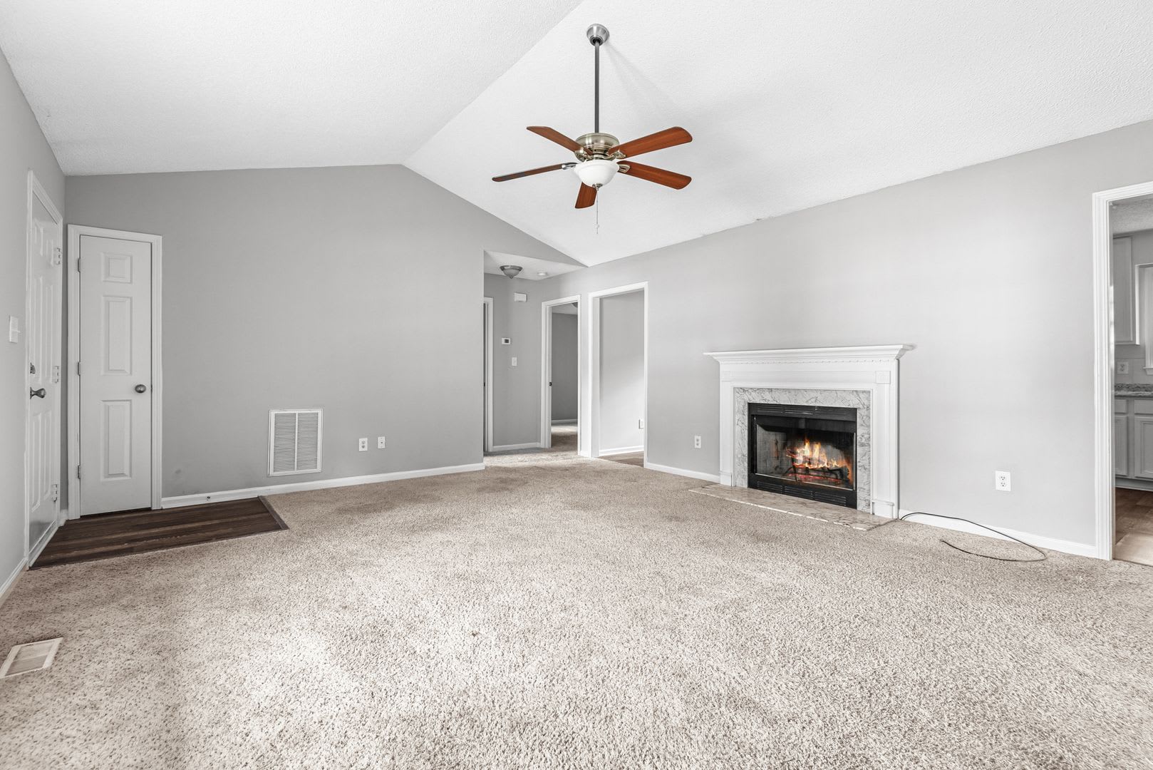 Single Family 3 bedroom plus a flex room- Available August 12th – photo 5