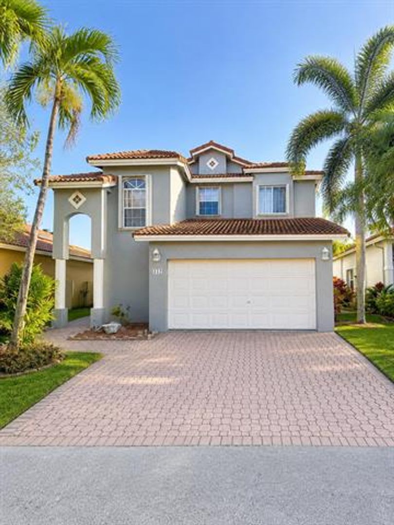 332 NW 107th Ave # 332, Pembroke Pines, FL 33026 – photo 2