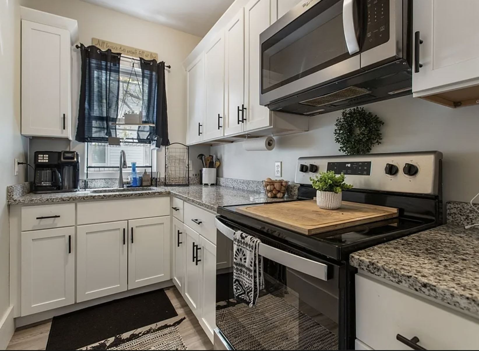 1037 Cove Road – photo 4