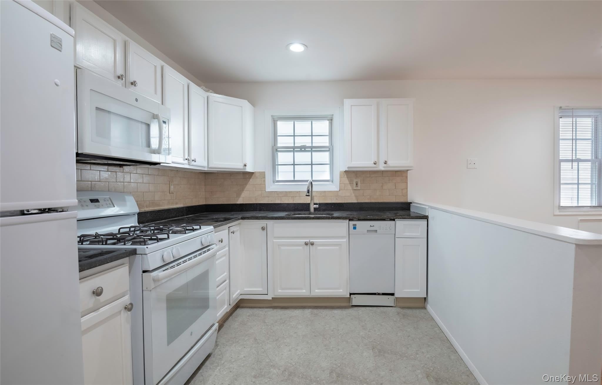 68-07 50th Avenue – photo 5