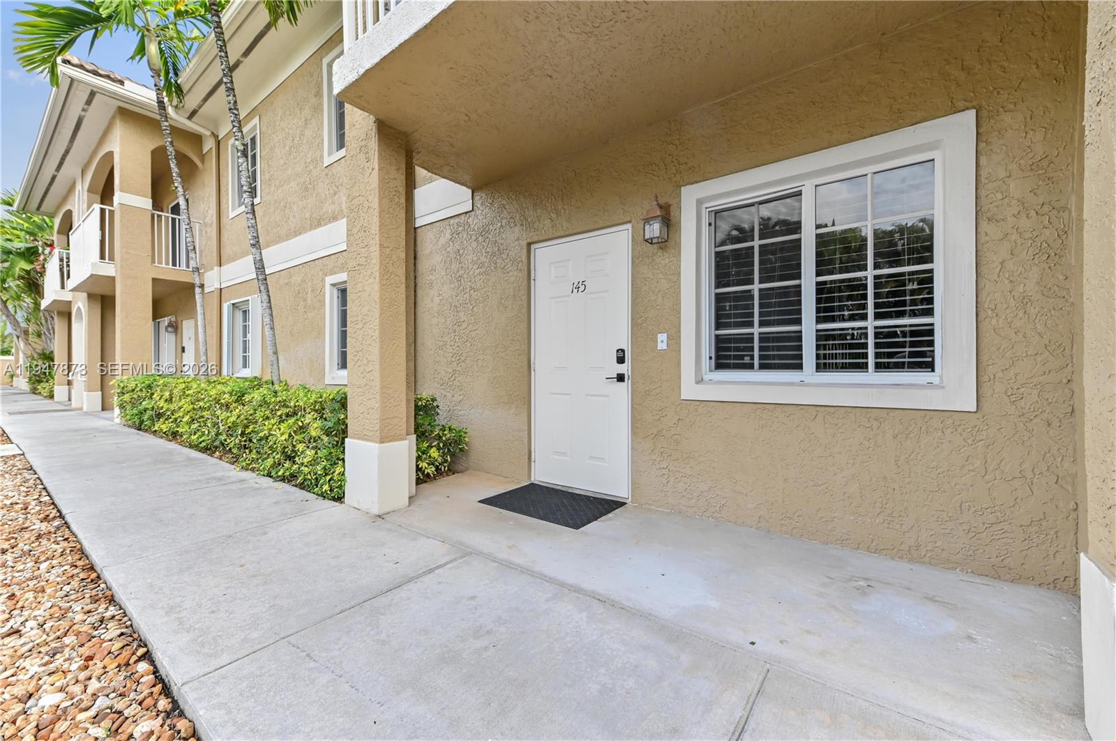 4802 Washington Street – photo 2