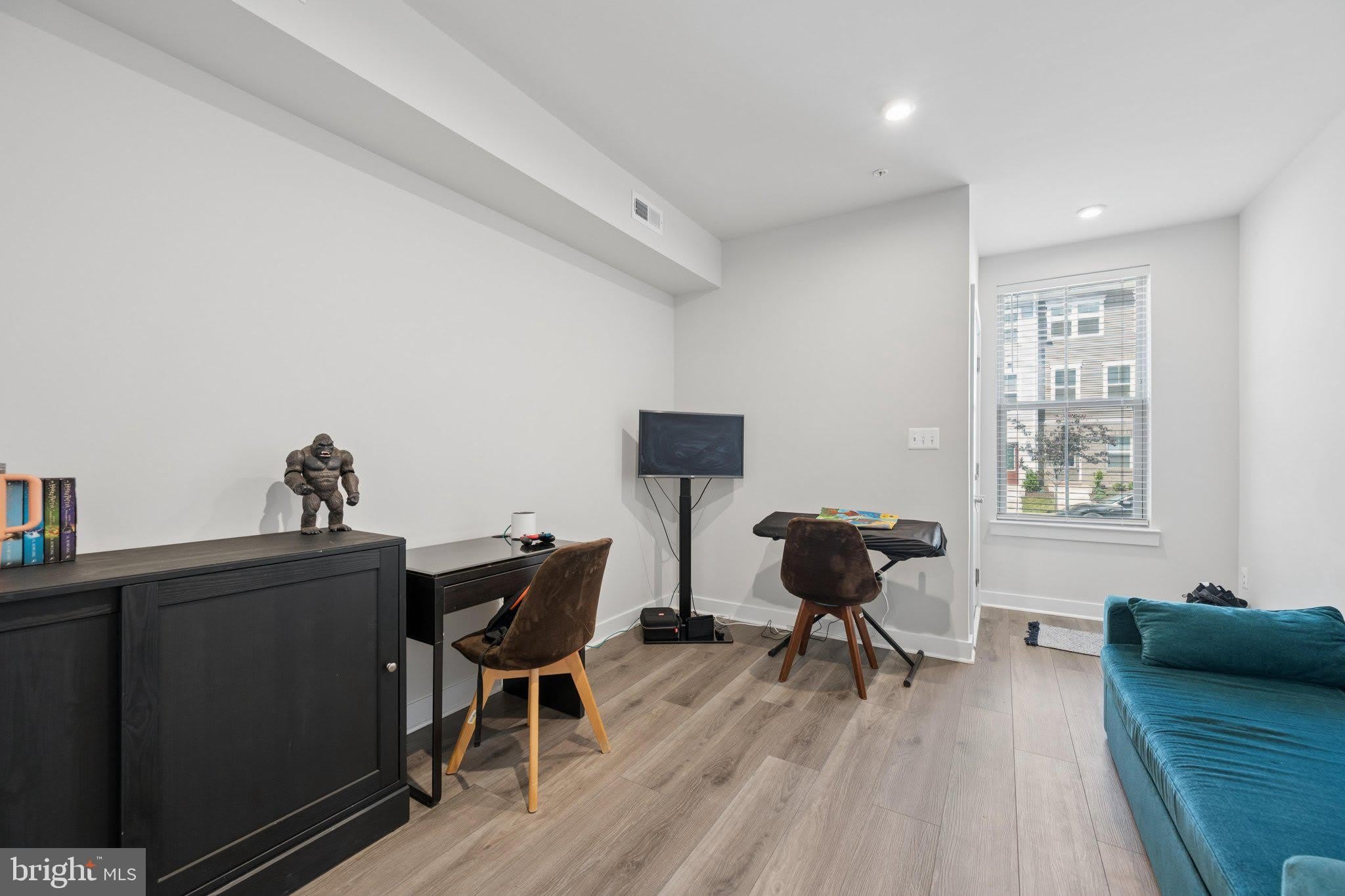 42587 PITLOCHRY Drive – photo 3