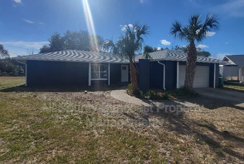 648 16th Ln – photo 3