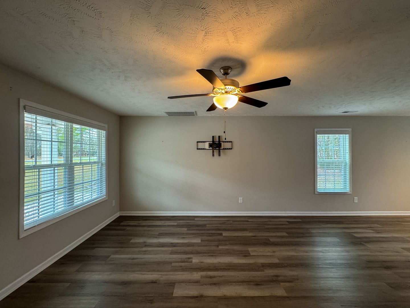 Well-Maintenance 4 Bed 2.5 Bath Hoke County Home – photo 4