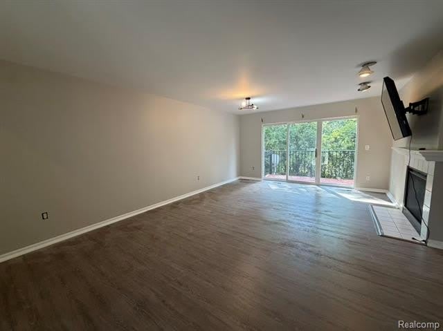 758 Sandalwood Drive – photo 3