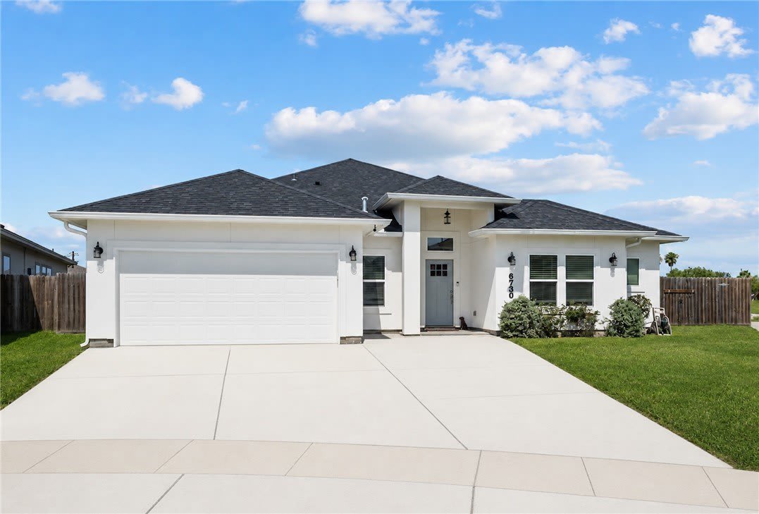 6730 Keyan Drive – photo 2